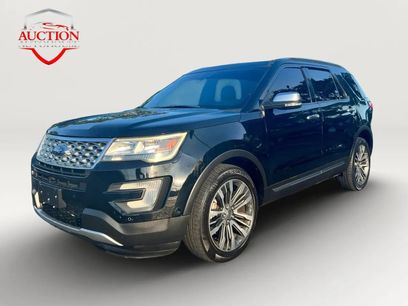 Used 2017 Ford Explorer Platinum