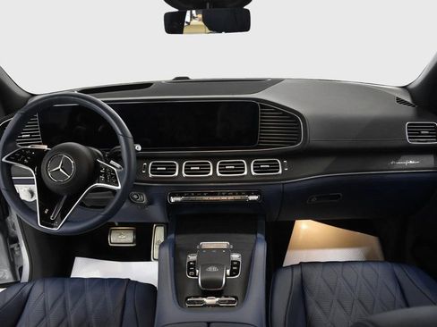 Certified 2026 Mercedes-Benz Maybach GLS 600 4MATIC image 54