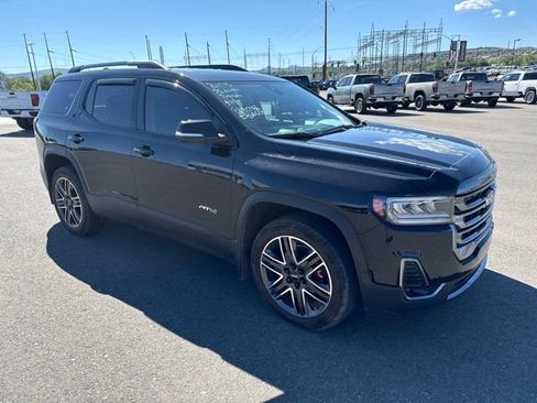 Used 2022 GMC Acadia AT4 w/ Technology Package AWD/4WD image 3