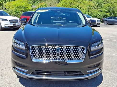 Used 2022 Lincoln Nautilus Reserve w/ Equipment Group 202A AWD/4WD image 2