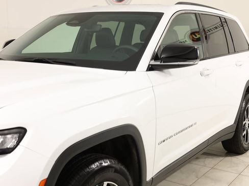 Used 2024 Jeep Grand Cherokee Limited w/ Trailer Tow Package image 51