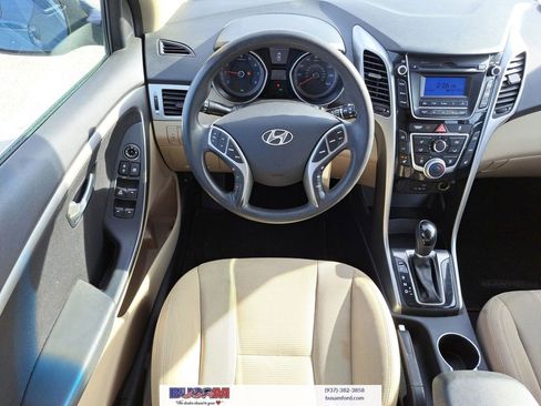 Used 2016 Hyundai Elantra GT image 8