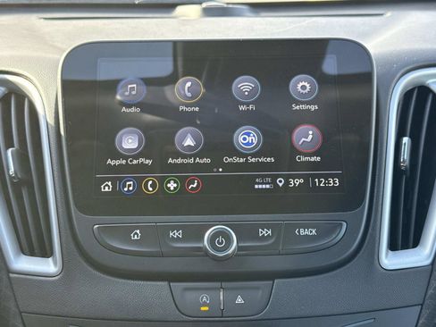 Used 2024 Chevrolet Malibu LT image 9