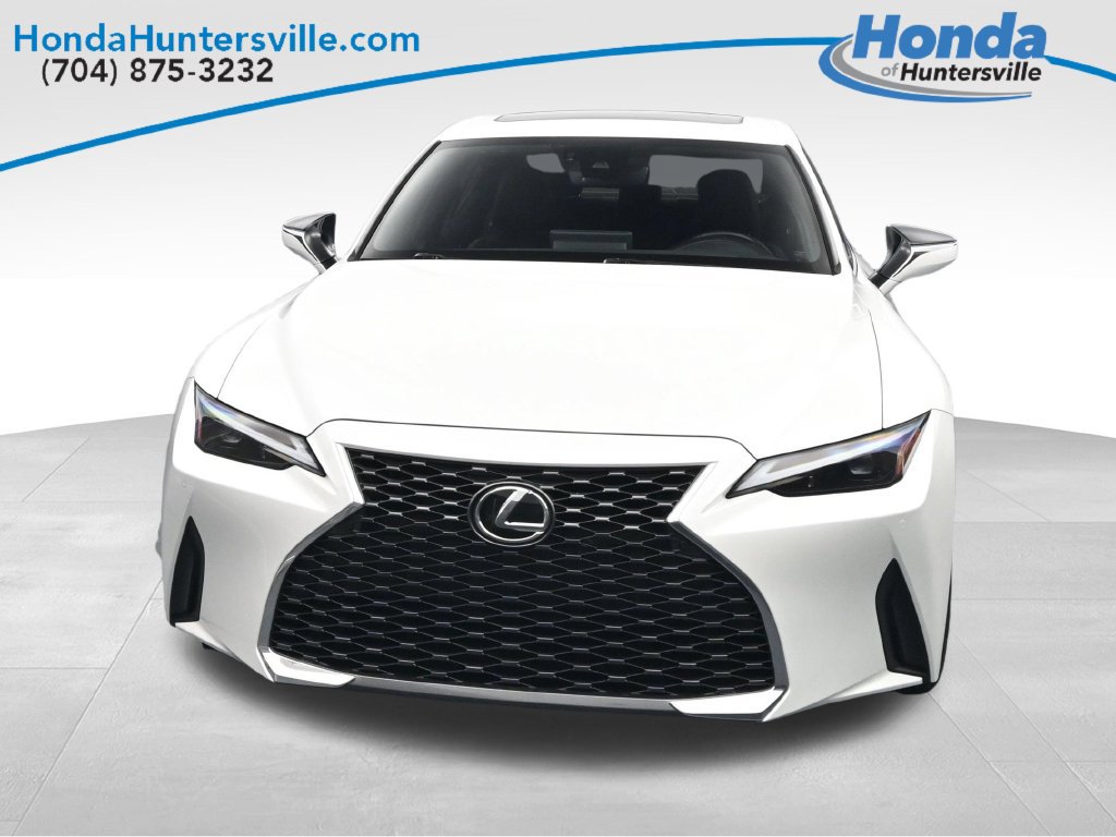 Used 2024 Lexus IS 300 w/ Comfort Package RWD image 2