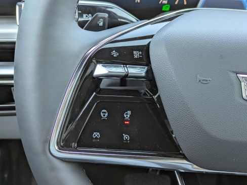 New 2026 Cadillac Lyriq Sport AWD/4WD image 25
