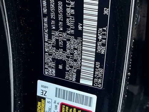 Used 2024 Toyota Grand Highlander AWD Hybrid image 39