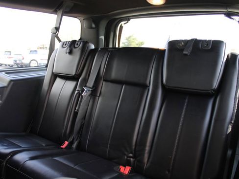 Used 2017 Ford Expedition EL Platinum AWD/4WD image 18