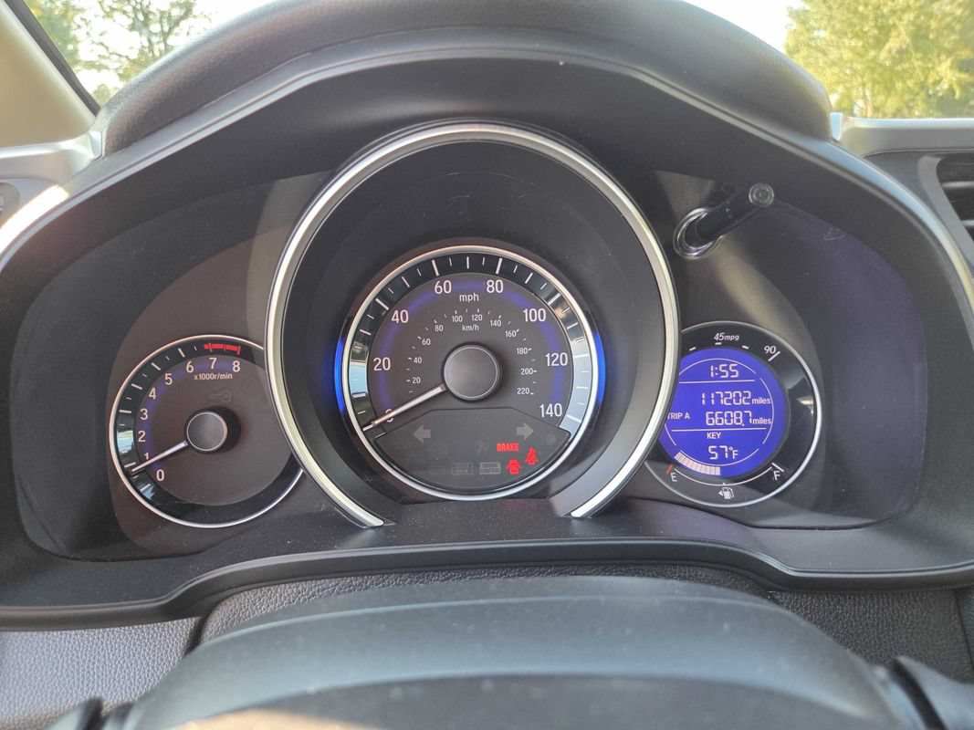 Used 2015 Honda Fit EX image 17