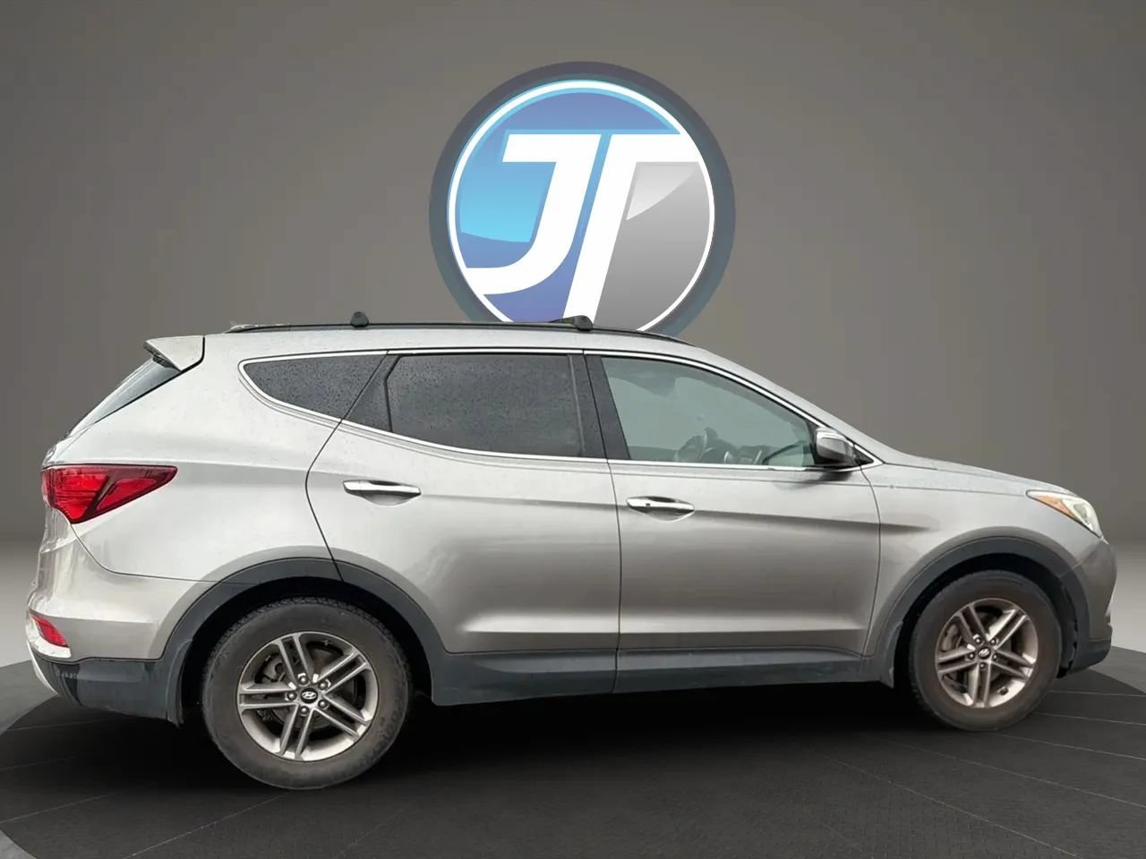 Used 2018 Hyundai Santa Fe Sport FWD image 18