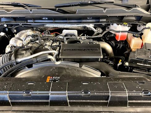 Used 2025 GMC Sierra 3500 Denali w/ Denali Reserve Package image 30