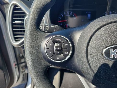Used 2021 Kia Soul S image 25