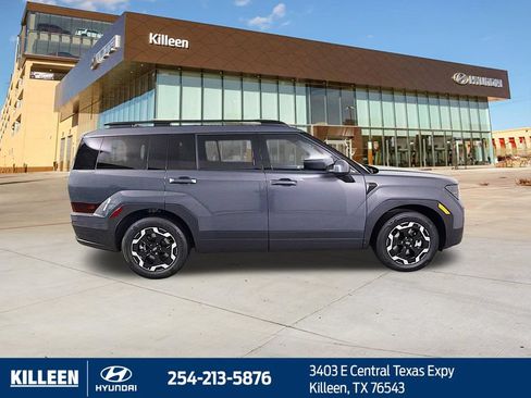Used 2026 Hyundai Santa Fe SEL FWD image 9