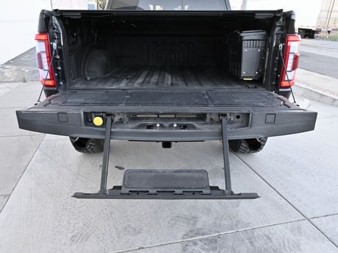 Used 2022 Ford F150 Platinum w/ FX4 Off-Road Package AWD/4WD image 54