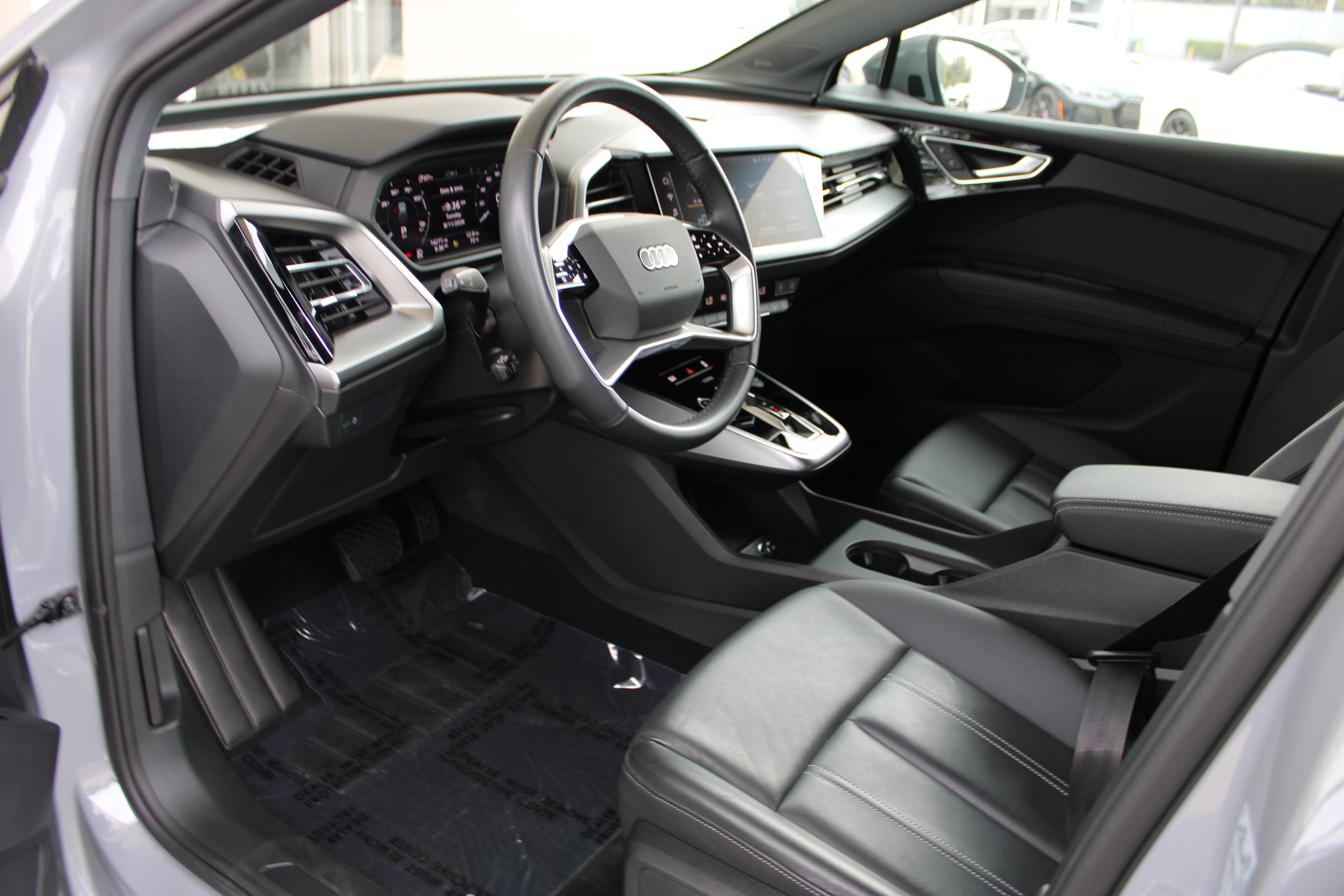 Used 2023 Audi Q4 e-tron Premium Plus w/ Premium Plus AWD/4WD image 15