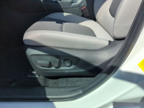Used 2024 Toyota RAV4 XLE w/ Convenience Package FWD image 13