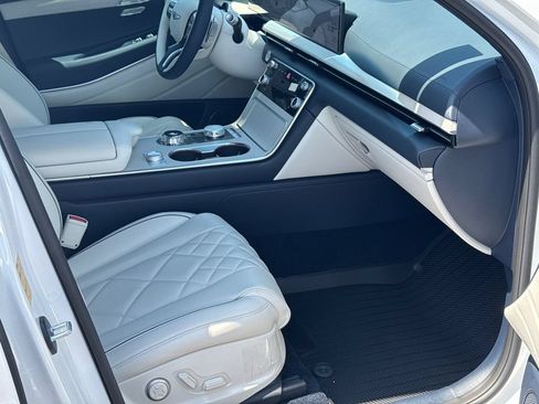 New 2026 Genesis GV80 3.5T Prestige AWD/4WD image 15