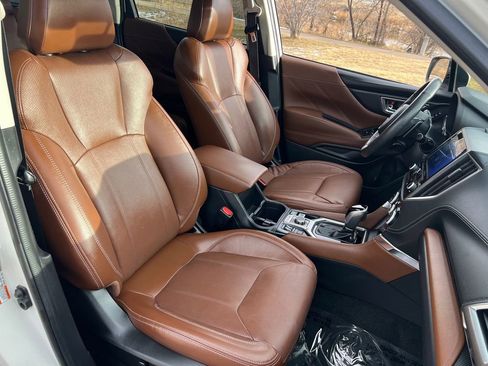 Used 2019 Subaru Forester Touring image 27