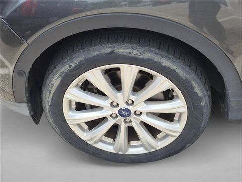 Used 2018 Ford Escape Titanium AWD/4WD image 11