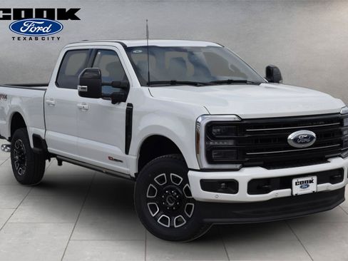 New 2026 Ford F250 Platinum AWD/4WD image 3