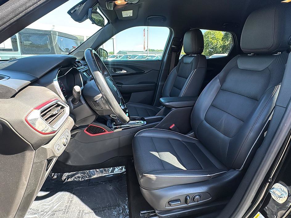 Used 2022 Chevrolet TrailBlazer RS FWD image 19