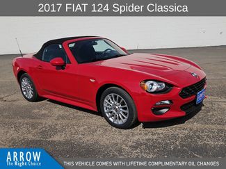 Used 2017 FIAT 124 Spider Classica RWD video 1