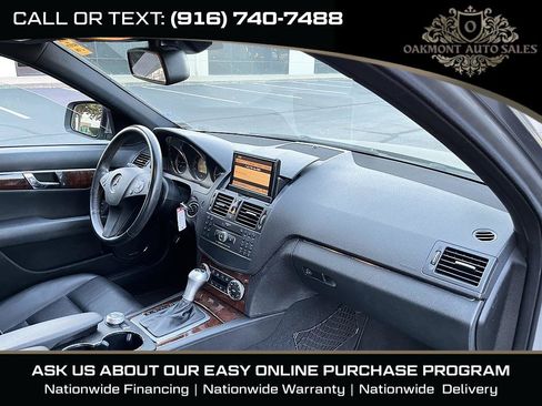Used 2009 Mercedes-Benz C 300 Sedan image 11