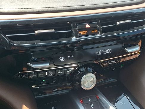 Certified 2024 Acura MDX SH-AWD w/ Technology Package image 17