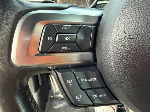 Used 2020 Ford Mustang Premium RWD image 18