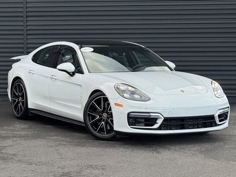 Certified 2023 Porsche Panamera GTS image 9
