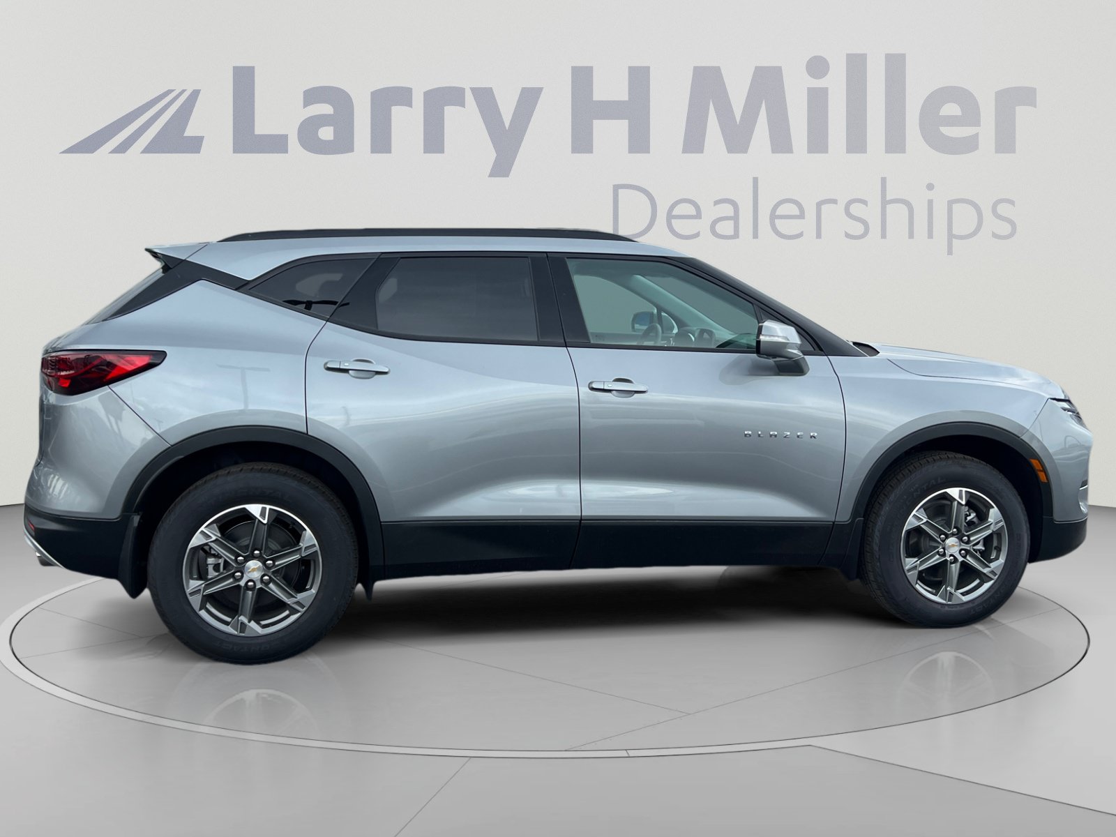 New 2026 Chevrolet Blazer LT w/ Sound & Technology Package AWD/4WD image 6