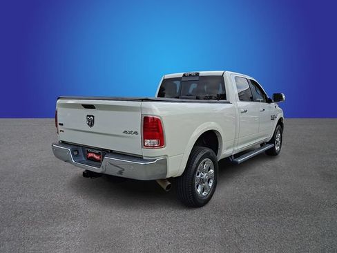 Used 2017 RAM 2500 Laramie w/ Convenience Group AWD/4WD image 4