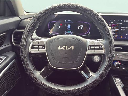 Used 2024 Kia Telluride S w/ S Sunroof Package FWD image 28