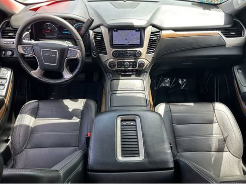 Used 2020 GMC Yukon XL Denali RWD image 27