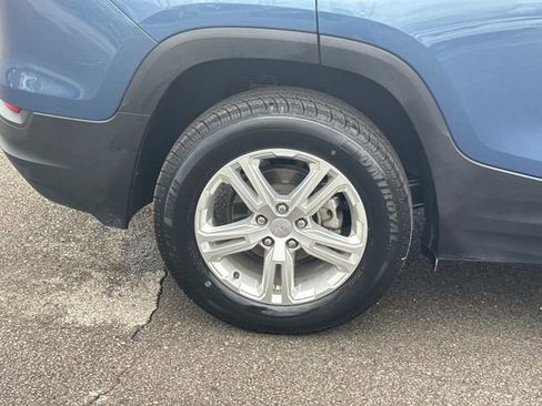 Certified 2024 GMC Terrain SLE AWD/4WD image 11