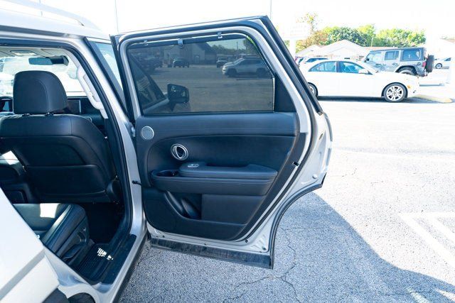 Used 2026 Hyundai Palisade SEL AWD/4WD image 14