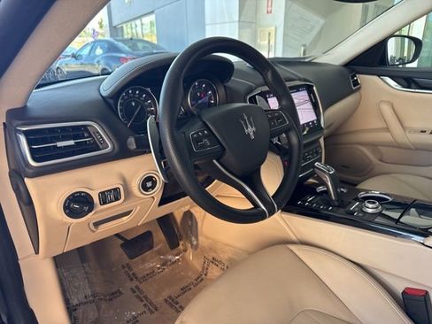 Used 2022 Maserati Ghibli Modena image 12