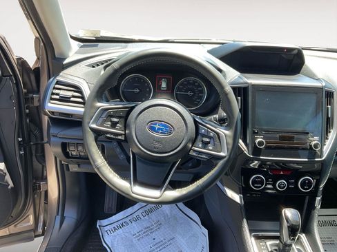 Used 2023 Subaru Forester Touring AWD/4WD image 12