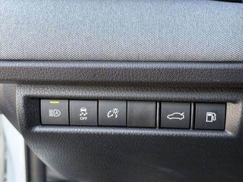 Used 2025 Toyota Camry LE image 29