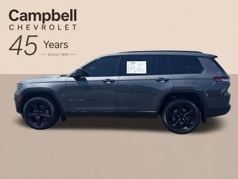 Used 2023 Jeep Grand Cherokee L Laredo AWD/4WD image 2