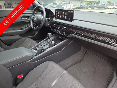 Used 2023 Honda Accord Sport image 13