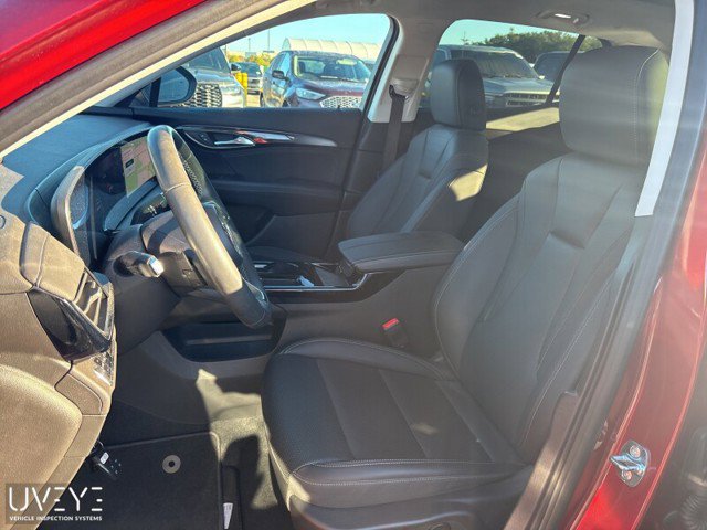 Used 2024 Buick Envision Preferred AWD/4WD image 2