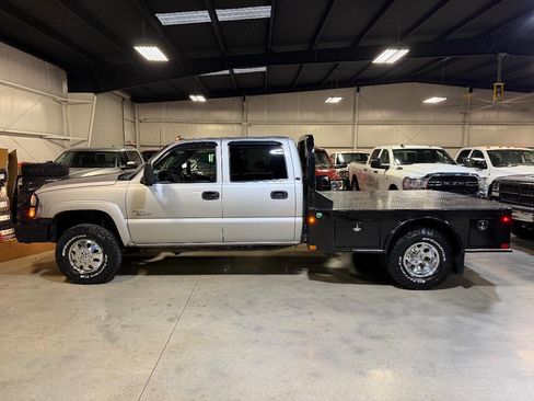 Used 2007 Chevrolet Silverado 3500 LT w/ Heavy-Duty Power Package image 5