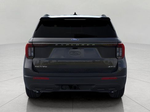 New 2026 Ford Explorer Active image 5