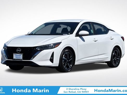 Used 2024 Nissan Sentra SV FWD image 9