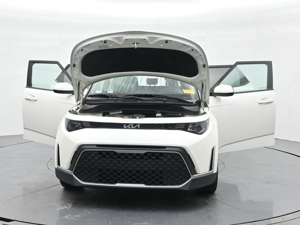 Used 2023 Kia Soul LX w/ Option Group 015 FWD image 35