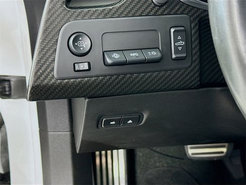 Used 2015 Chevrolet Corvette Stingray Convertible w/ 3LT Preferred Equipment Group image 11