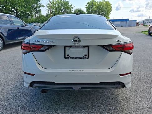 Used 2022 Nissan Sentra SR w/ SR Premium Package FWD image 6