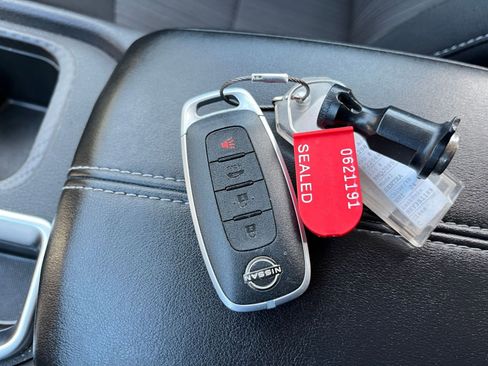 Used 2024 Nissan Sentra SV image 22