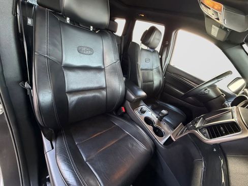 Used 2015 Jeep Grand Cherokee Overland image 19