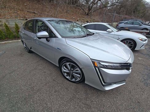 Used 2021 Honda Clarity Touring image 4